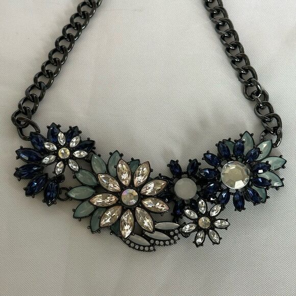 Joan Rivers Statement Necklace Rhinestone Blue Flowers Silver - Picture 2 of 11